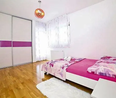 빌라 Giulietta Pool Private Garage Free Parking Kaštela